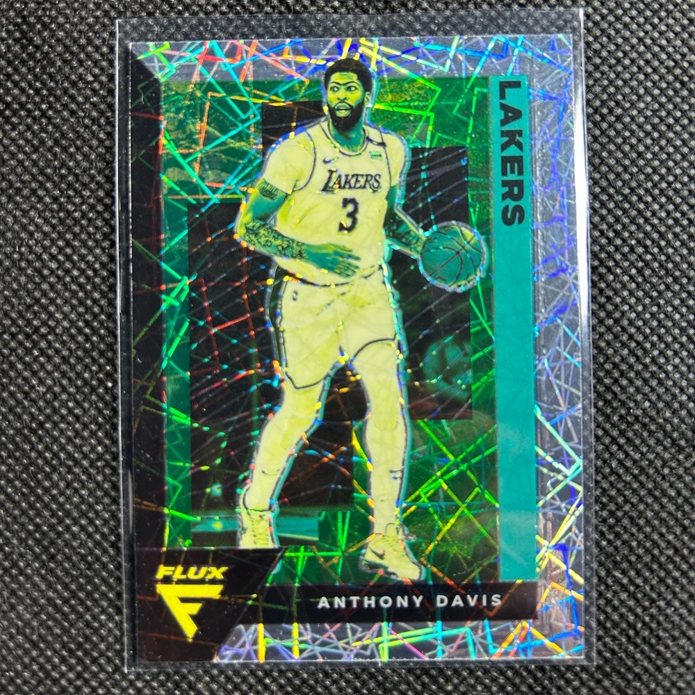 2020-21 Flux Holo Basketball Anthony Davis Lazer Prizm Los Angeles Lakers